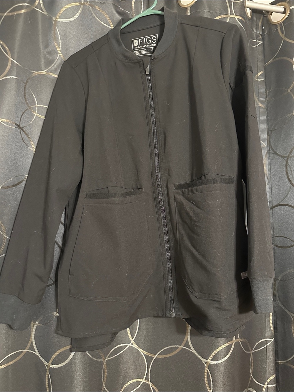 Figs Black Zip-Up Collarless Bomber Jacket